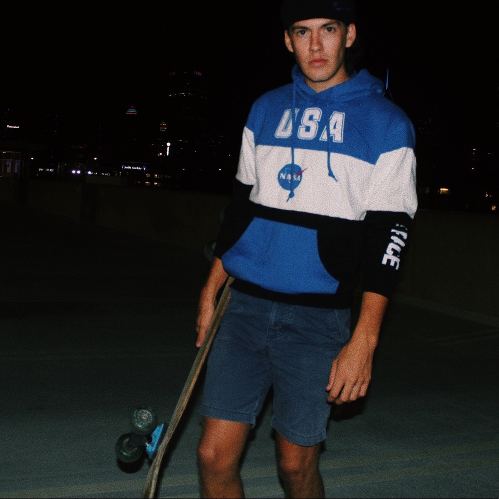 GRAPHIC HOODIE “NASA USA” // Sm